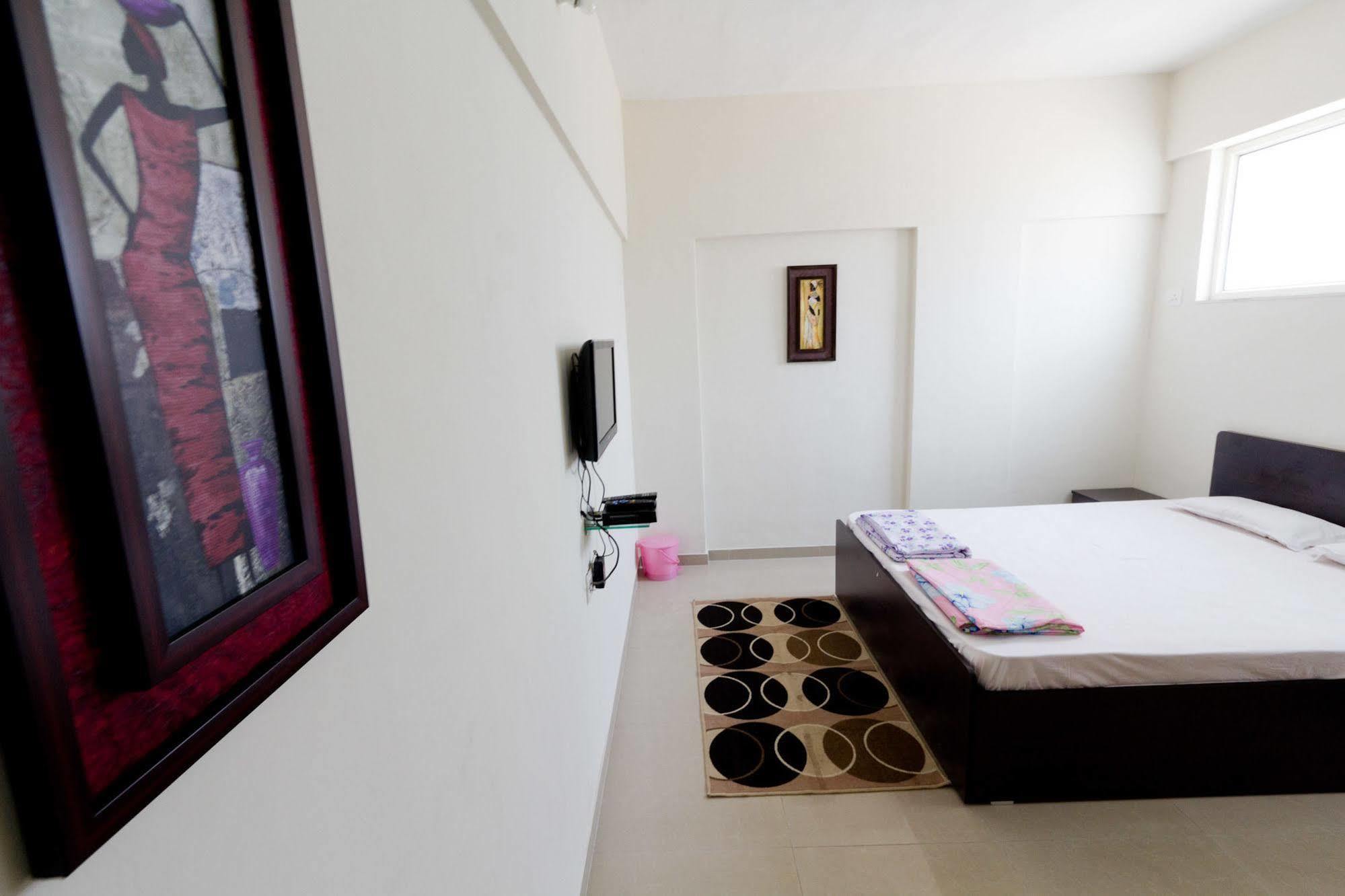Amigo Serviced Apartments Baner Pune Luaran gambar
